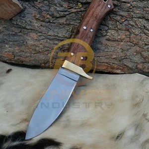 Couteau de chasse artisanal de haute qualité, manche en bois, acier Damas, couteau de camping pour la survie en milieu sauvage - Product Image 2