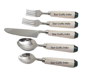 Couverts de cuisine cuillères à soupe argenterie en acier inoxydable et manche en résine vente en gros couverts couverts ensembles de vaisselle - Product Image 3