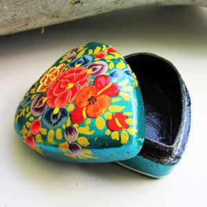 Boîte de rangement décorative en papier mâché fait main en forme de cœur, motif floral, boîte à bijoux, boîte cadeau pour mariage - Product Image 1