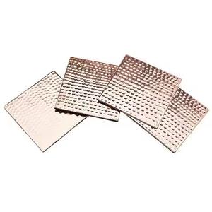 Ensemble de sous-verres modernes en métal pour la présentation et la protection décorative des boissons - Product Image 4