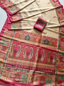 Sari de Seda Dola Suave de Lujo con Tejido Jacquard de Alta Calidad y Blusa con Estampado Digital Posicionado - Product Image 3