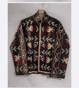 Chaqueta de Mujer con Bordado Suzani de Algodón, Moda Sostenible Hecha a Mano, Fabricante Mayorista, Exportación - Product Image 1