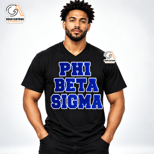 เสื้อยืดคอกลมสีดำสำหรับผู้ชาย Phi Beta Sigma แบบสั่งทำพิเศษ พิมพ์ลายตัวอักษรสีน้ำเงิน ทรงปกติ ผ้าฝ้าย 100% ระบายอากาศได้ดี แขนสั้น - Product Image 1