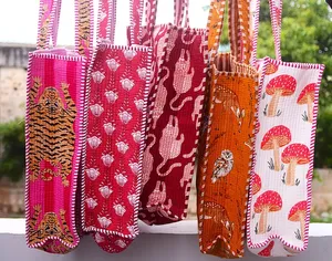 Bolsa de Mano Personalizada para Mujer, Forro de Algodón Acolchado con Estampado de Bloques, Opciones de Venta al Por Mayor, Lavable, Organizador para Viajes y Compras, Varios Tamaños - Product Image 6