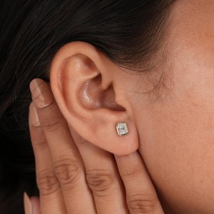 Boucles d'oreilles modernes en or massif 14 carats avec diamants de laboratoire taille radiant de 1,01 carat chacun pour femme, cadeau idéal pour mariage ou fête pour les amoureux - Product Image 3