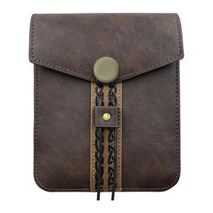 Bolso de Hombro de Cuero Hecho a Mano de Estilo Medieval, Bolso Mensajero de Cuero Rústico Inspirado en la Edad Media - Product Image 1