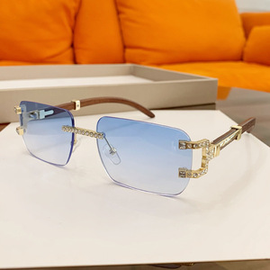 Gafas de Sol Retro Metálicas con Patillas de Madera, Montura Cuadrada Pequeña, Sin Marco, con Diamantes, Elegantes y de Lujo para Mujer - Product Image 3