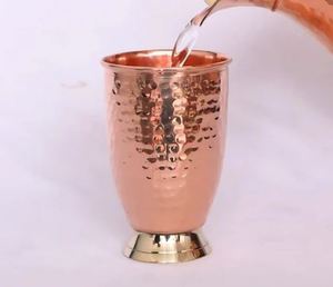 Gobelets élégants en cuivre, verres métalliques durables pour l'eau, les jus, les cocktails, réutilisables, écologiques, pour la cuisine et le bar. - Product Image 2