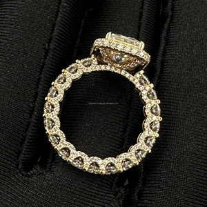 Anillo de Eternidad de Oro Rosa de 14K con Diamantes Cultivados en Laboratorio Certificados por IGI, Corte Brillante, con Moissanita Lateral, Marca RB Gems - Product Image 5
