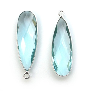 Colgante de Topacio Azul Hecho a Mano en Forma de Lágrima de 4mm con Cuarzo Facetado Engastado en Bisel, Chapado en Oro, Amuleto Infantil, Joyería de Moda para Fiestas, Regalo - Product Image 3