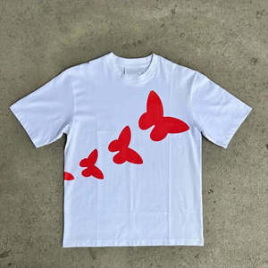 เสื้อยืดคอกลมแขนสั้นสีขาวสำหรับผู้ชาย ผ้าฝ้ายลำลอง พิมพ์ลายกราฟิก ลายผีเสื้อสีแดง รับทำโลโก้ตามสั่ง OEM ODM เสื้อผ้าขายส่ง - Product Image 1