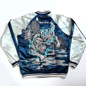 Chaqueta Sukajan Moderna y Ligera para Hombre, Tejido Satinado de Moda, Patrón Bordado Detallado, Cierre Frontal, Transpirable y Ecológica - Product Image 2