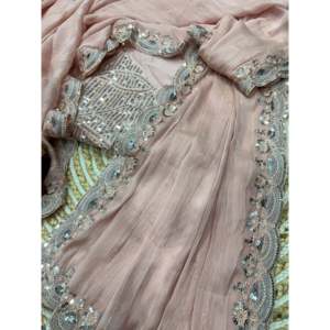 Sari de Fiesta de Diseñador con Lentejuelas y Bordados para Vestidos de Graduación - Product Image 2