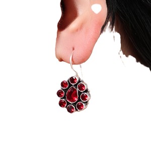 Boucles d'oreilles pendantes en forme de fleur de grenat rouge naturel, en laiton, faites à la main, avec pierres précieuses, vente en gros, bijoux pour femmes - Product Image 6
