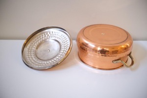 Casserole en cuivre artisanale, finition martelée, design vintage, forme ronde, ustensile de cuisine en métal durable sans couvercle - Product Image 3