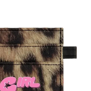 Sac à main en fausse fourrure à imprimé léopard pour femme avec décoration de lettres roses, sac tendance pour un usage quotidien - Product Image 4