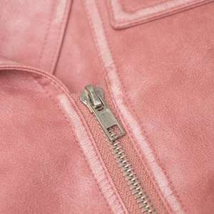 Chaqueta Bomber de Invierno Personalizada para Mujer, de Spandex/Poliéster, con Forro de Viscosa Transpirable, Estilo Vintage Occidental, con Cierre Rosa - Product Image 4