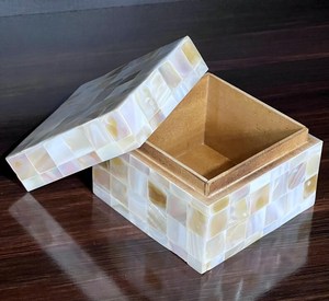 Boîte à bijoux en nacre blanche, faite à la main, boîte à souvenirs géométrique pour la décoration de la maison et l'organisation de la table, boîte à bibelots décorative - Product Image 4