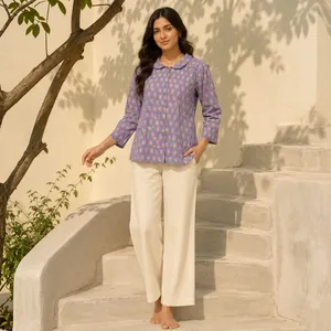 Camisa de Algodón para Mujer con Estampado Floral, Manga Tres Cuartos, Estilo Casual, Corte Regular, Estilo India-Pakistán, para Todas las Temporadas - Product Image 1