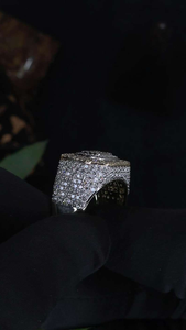 Bague de luxe pour homme en argent, sertie de moissanite et de diamants taille coussin et taille baguette, style halo et entièrement pavée, bijou de déclaration - Product Image 5