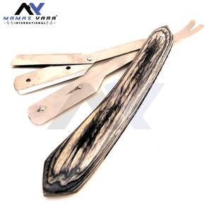 Navajas de Barbero de Acero de Damasco Hechas a Mano con Mango de Cuerno, Diseño Único y Artesanía Tradicional - Product Image 6