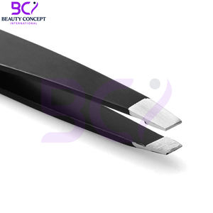 Pinza para Cejas OEM ODM de Acero Inoxidable Ultra Afilada, Punta Inclinada, Ligera, Agarre Extra, Calidad Premium, Nueva y Moderna - Product Image 6