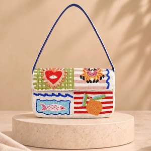 กระเป๋าถือสะพายข้างทำมือจากลูกปัดแก้ว MS Handicraft พร้อมสีที่ปรับแต่งได้ ลายตารางหมากรุกสีดำขาว - Product Image 2