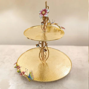 Impresionante soporte para pastel Flor Mariposa Diseño para el hogar Hotel Restaurante Cumpleaños Boda Color dorado Acabado Soporte para pastel - Product Image 1