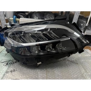 ไฟหน้ามือสองสำหรับรถยนต์ C-class ด้านขวา รุ่น A2059068005 - Product Image 1