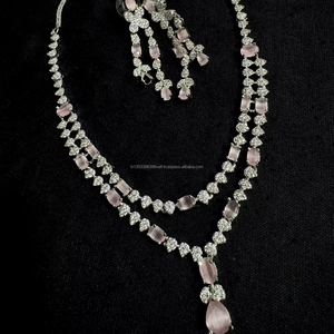 Ensemble de bijoux de mariée en diamant américain classique Collier et boucles d'oreilles en deux pièces pour mariage Style classique à la mode - Product Image 1