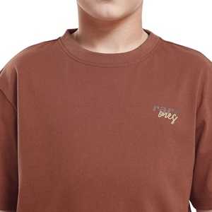 Camiseta de manga corta para niños, 100% algodón, tacto súper suave, cuello redondo, corte regular, tejido de algodón. - Product Image 3