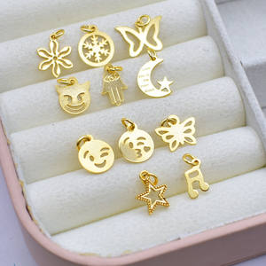 Colgante de Mano de Hamsa Dorada, Amuleto de Protección y Símbolo Espiritual para la Creación de Joyas, Collares y Pulseras - Product Image 5