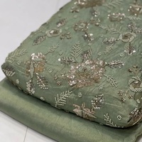 Tissu brodé perlé, dentelle perlée pour robes de mariée, robes de soirée, abayas, kaftans, vêtements de mode, sourcing pour acheteurs et commerce