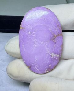 หินฟอสโฟไซเดอไรต์ธรรมชาติขายส่ง สีม่วงจากสหรัฐอเมริกา คริสตัลรูปทรงอิสระสำหรับตกแต่งและทำสมาธิ - Product Image 3