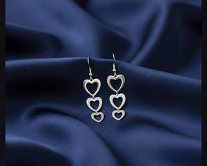 Pendientes de Plata de Ley 925 para Mujer |   Elegante Joyería de Plata |   Proveedor de Pendientes de Plata 925 al por Mayor - Product Image 1