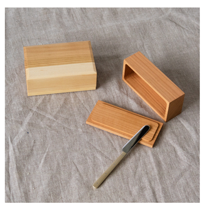Beurrier en bois avec couvercle en acrylique, logo personnalisé, écologique, forme carrée, poignée en rotin, fait main, prix - Product Image 5