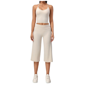 Conjunto de Yoga para Mujer, Top Halter Corto y Pantalones Culotte, Bra Deportivo Elástico y Compresivo, Ropa Deportiva Transpirable de Nailon/Spandex - Product Image 3