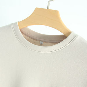 Camiseta de Hombre de Alta Calidad, Lujosa, de Corte Holgado, con Logo Personalizado, Tejido de Punto, 100% Algodón, 280g - Product Image 4