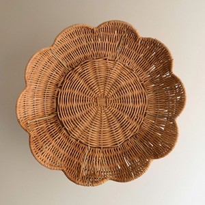 Stylish <b>Wicker</b> Scallop Rattan Bowl Modern Serving Bowl For Snack Serving, <b>Coffee</b> <b>Table</b> And Home Decor - Product Image 4