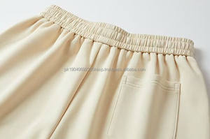 Short de haute qualité à broderie personnalisée pour hommes, vente en gros de short d'été décontracté en éponge, short en coton et polyester à taille élastique - Product Image 3