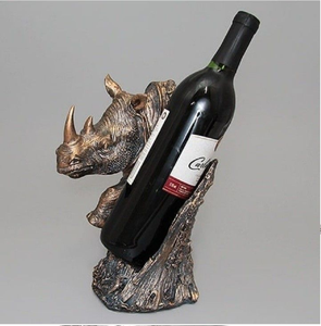 Porte-bouteille de vin sculpté en argent en forme de tête d'aigle avec détails de plumes fines, disponible à prix de gros. - Product Image 6