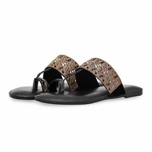 Chappal étnico negro para mujer - Product Image 3