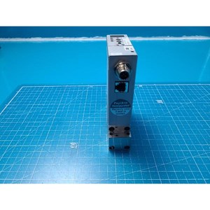 FUJIKIN FCST1030MP2DC-4CW2-F30L-N2-R7-D17-EP ตัวควบคุมการไหลของมวล ใช้แบบเดิมๆ อะไหล่อุปกรณ์เซมิคอนดักเตอร์รุ่นเก่า - Product Image 3