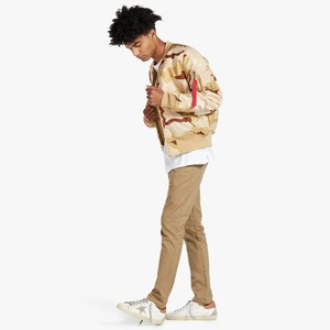 Veste de baseball universitaire en laine bleu marine avec manches en cuir et patch brodé personnalisé pour l'école et le collège - Product Image 5