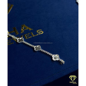 กำไลข้อมือดีไซน์หรูหราประดับเพชรโมอิสซาไนต์ VVS เงินแท้ 925 ดีไซน์แบบ Iced Out จาก Trisha Jewels - Product Image 3