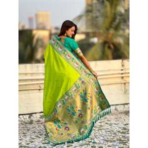 ผ้าไหมพาร็อตกรีนอ่อนนุ่มลายอีลิท วีฟส์ สวาน ราจฮันส์ ไพธานี ซารี ผ้าซารีอินเดียแบบดั้งเดิมที่ถักทอด้วยด้ายซารี - Product Image 6