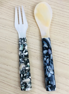 Cuillère à dessert florale moderne à long manche, plaquée or, en matériau organique, écologique, personnalisée, créative, pour la restauration occidentale - Product Image 2