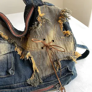 Bolso de hombro de mezclilla Y2k para mujer, bolso de mensajero vintage lavado y desgastado, bolso de mano de gran capacidad para mujer - Product Image 5