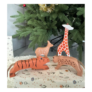 Figuras de Animales de Madera Ecológicas, Colección de Juguetes de Madera Hechos a Mano con Forma de Hongo - Product Image 3