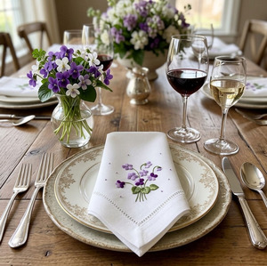 Servilletas de Tela Clásicas Personalizadas Bordadas con Bonitas Flores Púrpuras, Servilletas de Mesa de Algodón con Dobladillo Completo para el Hogar y Bodas - Product Image 4